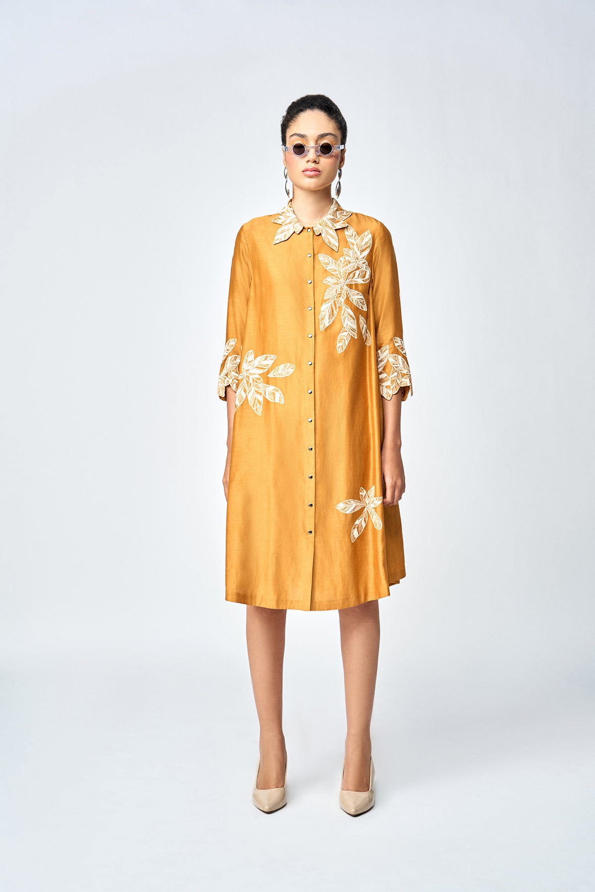 mame Embroidery Silk Coller Dress
