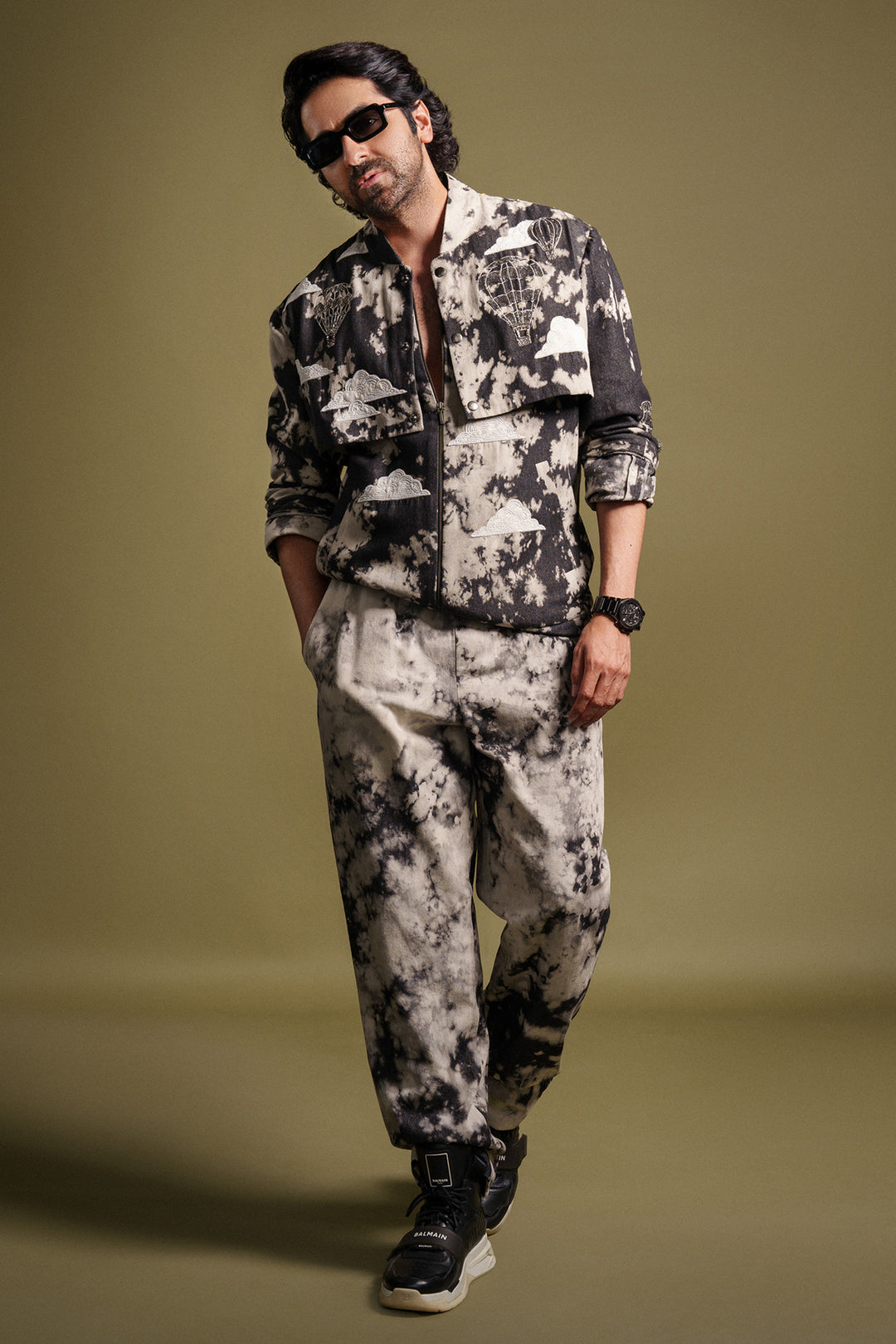 Ayushmann Khurrana in Air Balloon,Clouds And Sun Double Layer Bomber
