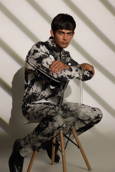 Vihaan Samat in Air Balloon,Clouds And Sun Double Layer Bomber With Pants