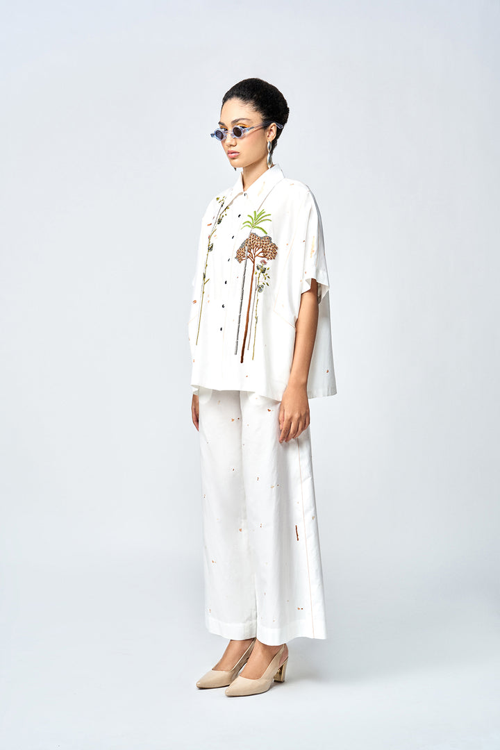 FLARED PANTS OF (SUMMER PLANT KIMONO ANTI FIT SHIRT )