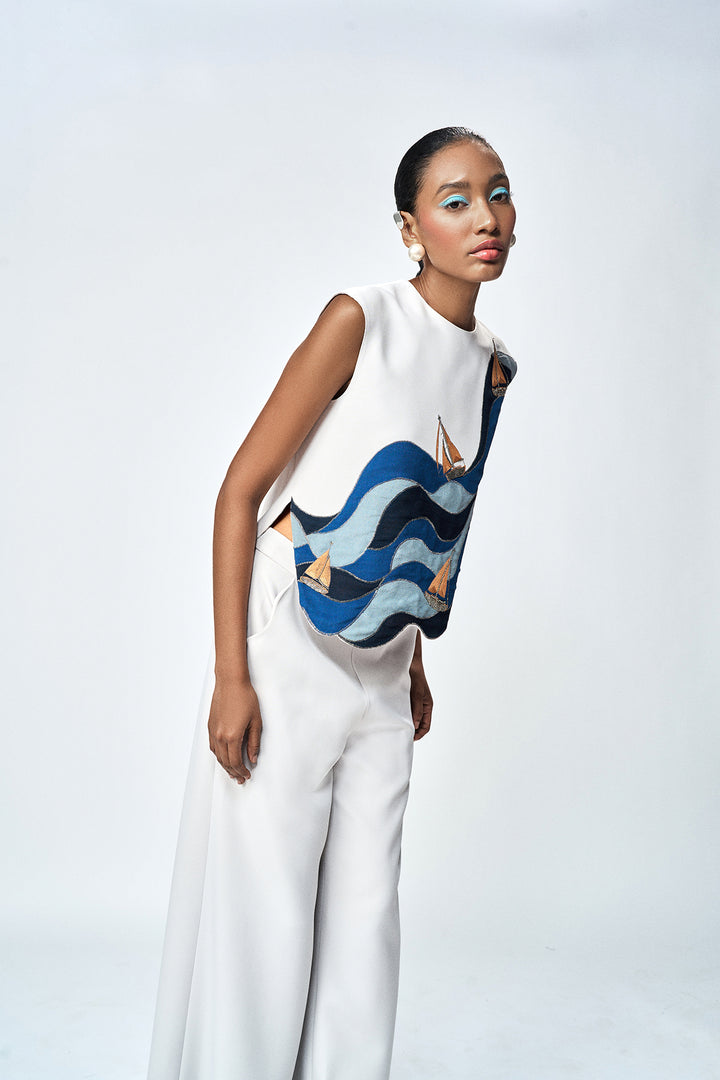 WAVES AND BOATS TOP WITH FLARED PANT