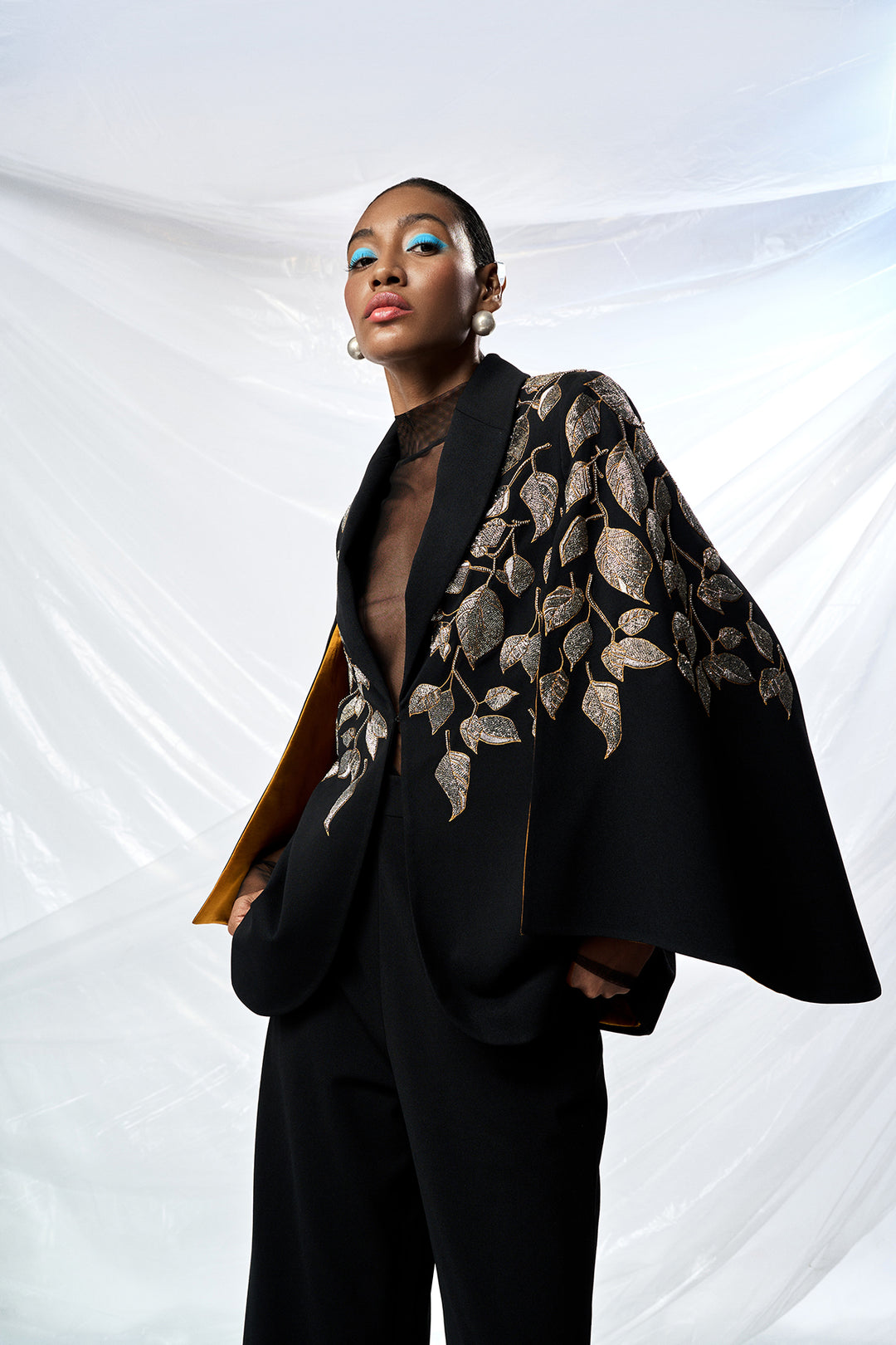 HAZEL LEAVES CAPE