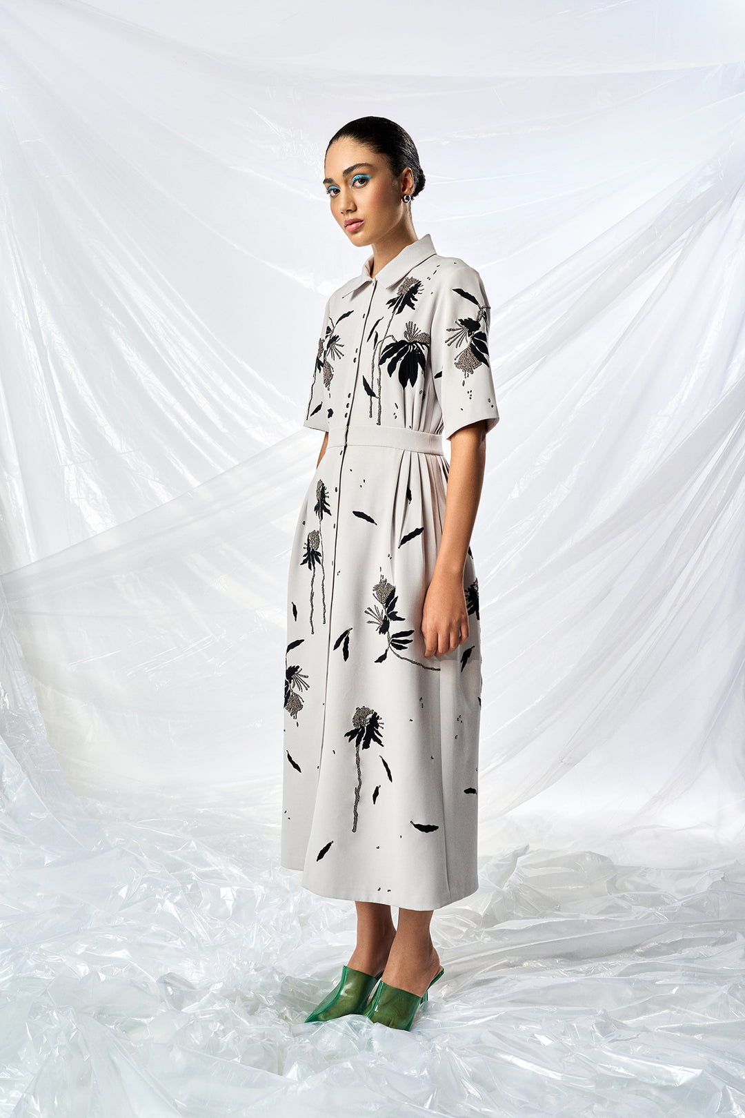DAINTY LEAVES SIDE PLEATED LONG DRESS