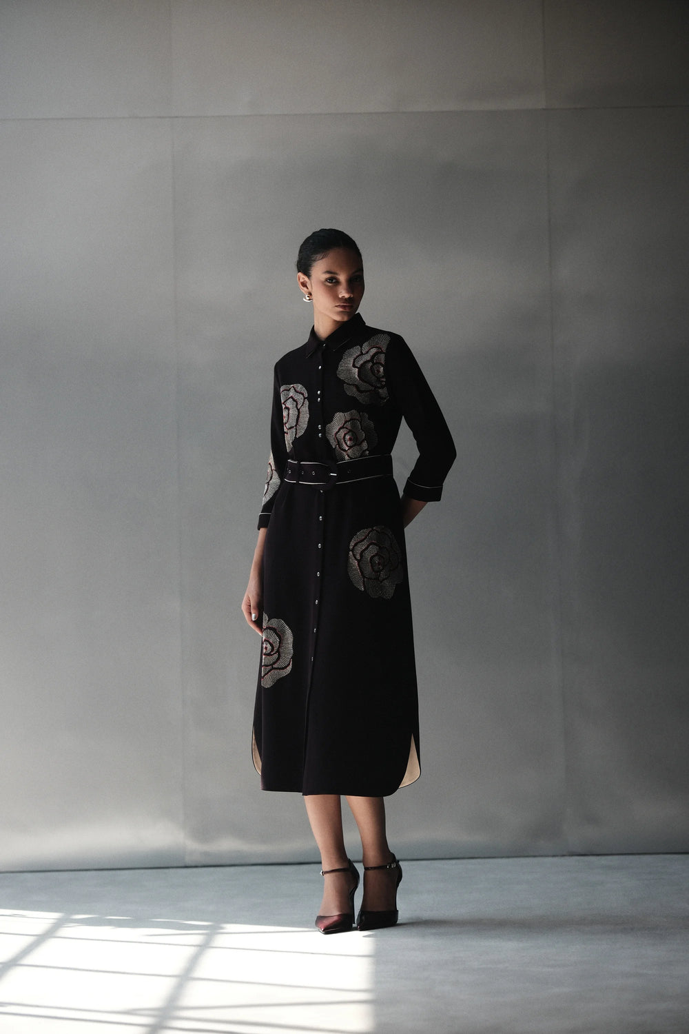 GEOMETRIC ROSES LONG SHIRT DRESS WITH BUCKLE BELT