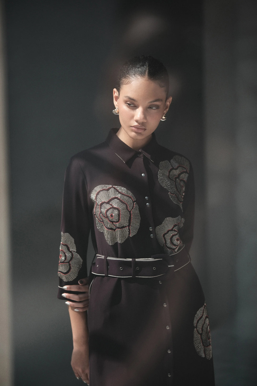 GEOMETRIC ROSES LONG SHIRT DRESS WITH BUCKLE BELT