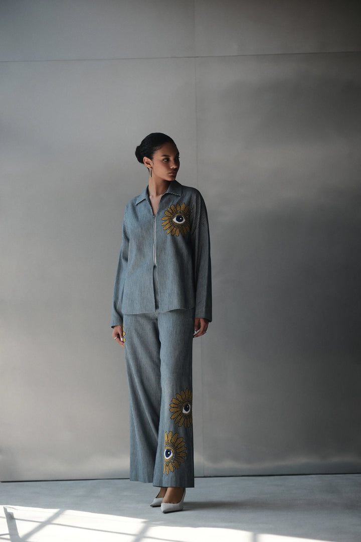 FLARED PANT OF (EYE BLOOM BAGGY SHIRT)