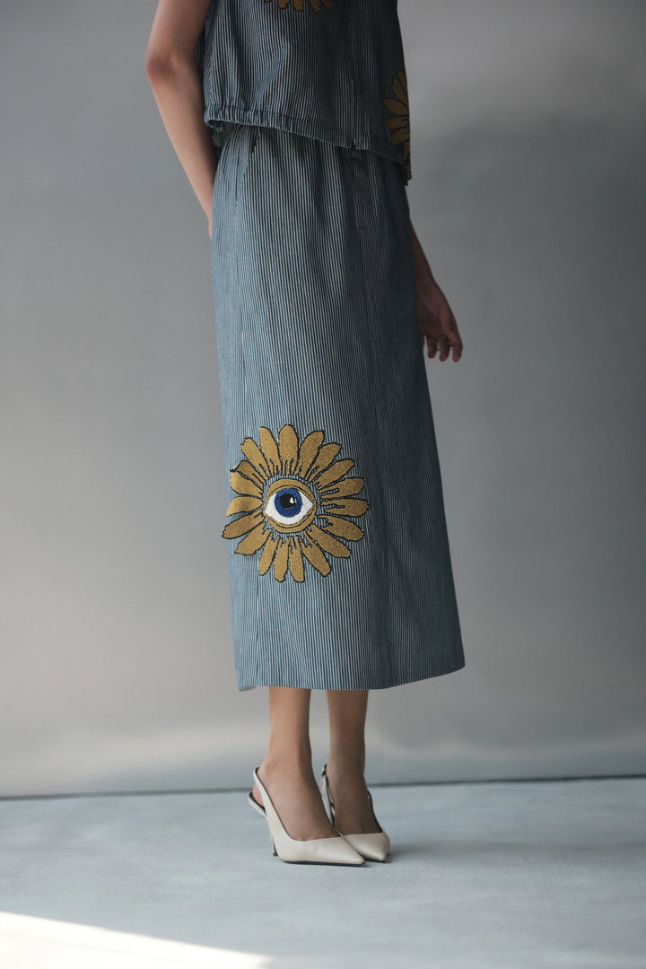 PENCIL SKIRT OF EYE BLOOM BOX SHIRT