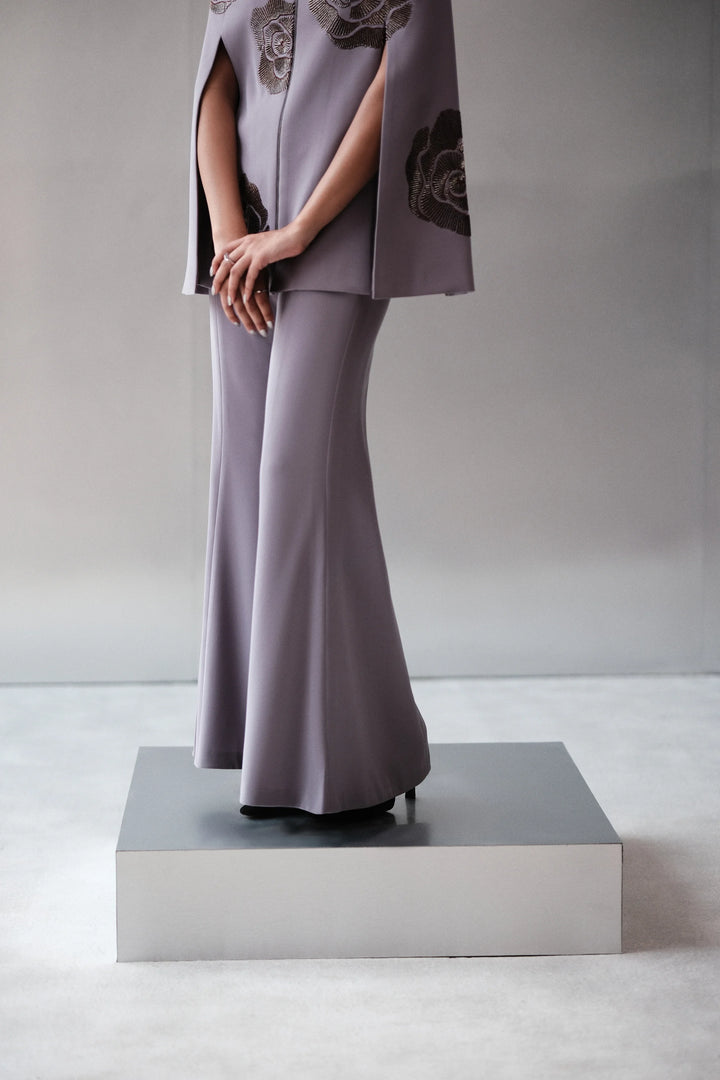 GEOMETRIC ROSES CAPE WITH BELL BOTTOM PANTS