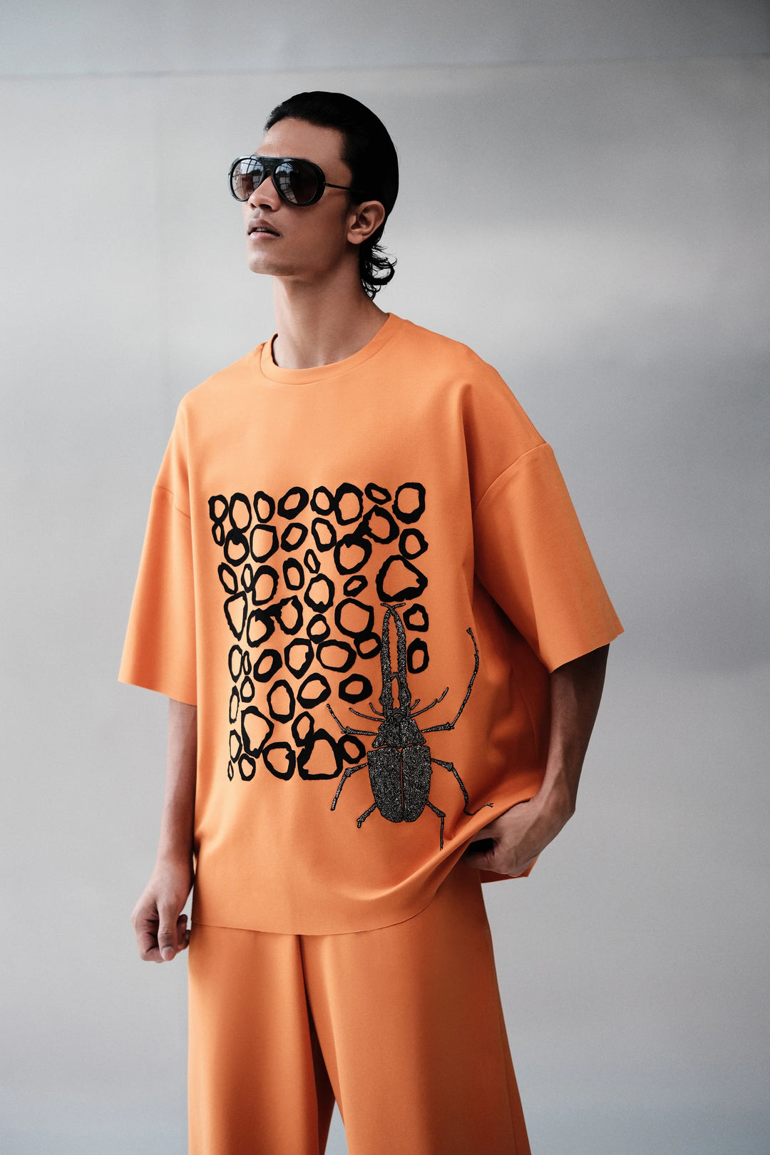 BUG AND CIRCLE BOXY T-SHIRT