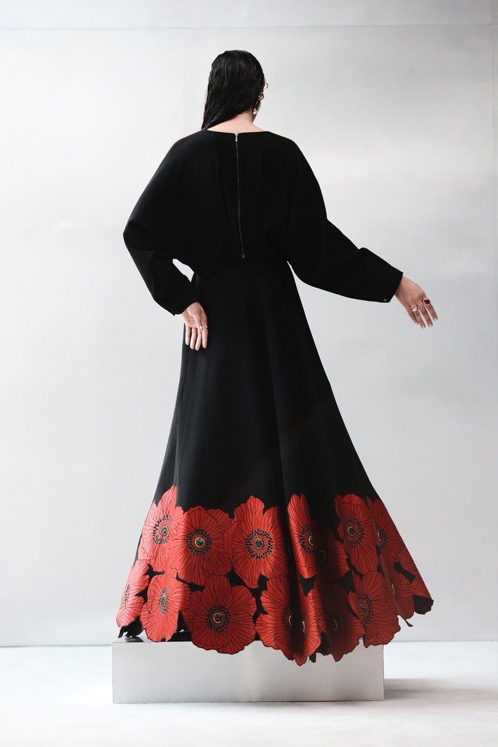POPPY BORDER STATEMENT SKIRT WITH BLOUSE