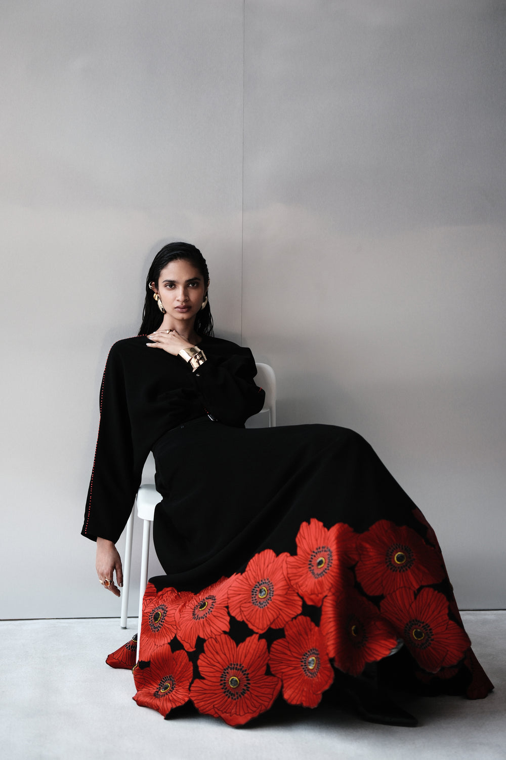 POPPY BORDER STATEMENT SKIRT WITH BLOUSE
