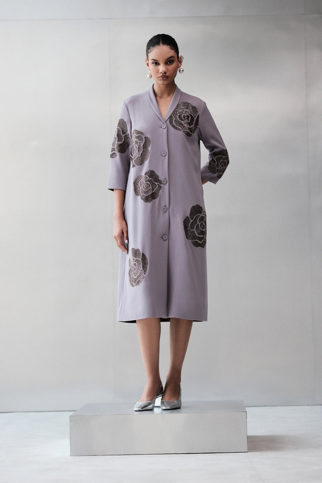 GEOMETRIC ROSES SHAWL COLLAR DRESS