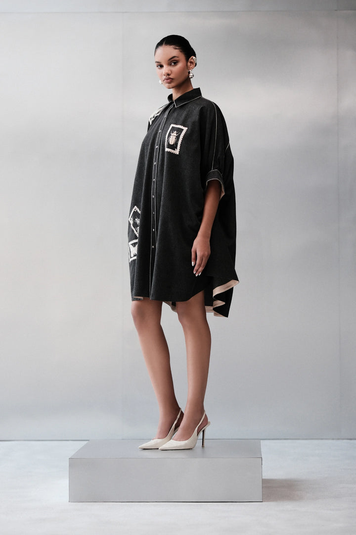 BUG STAMP GATHERED SLEEVE DRESS