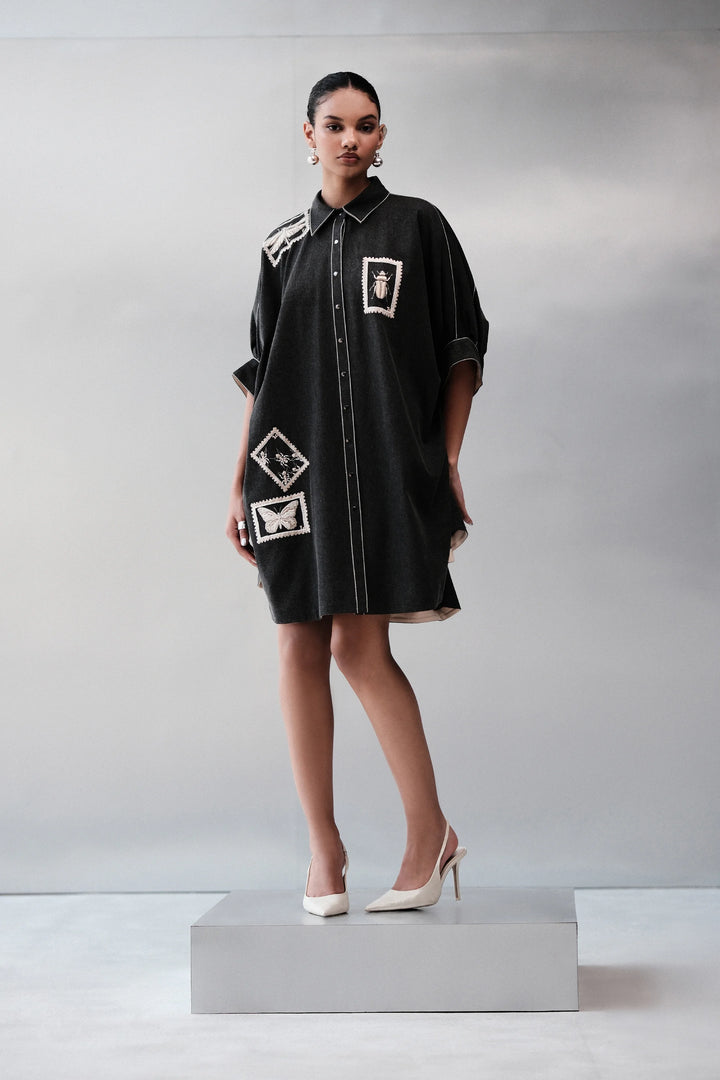 BUG STAMP GATHERED SLEEVE DRESS