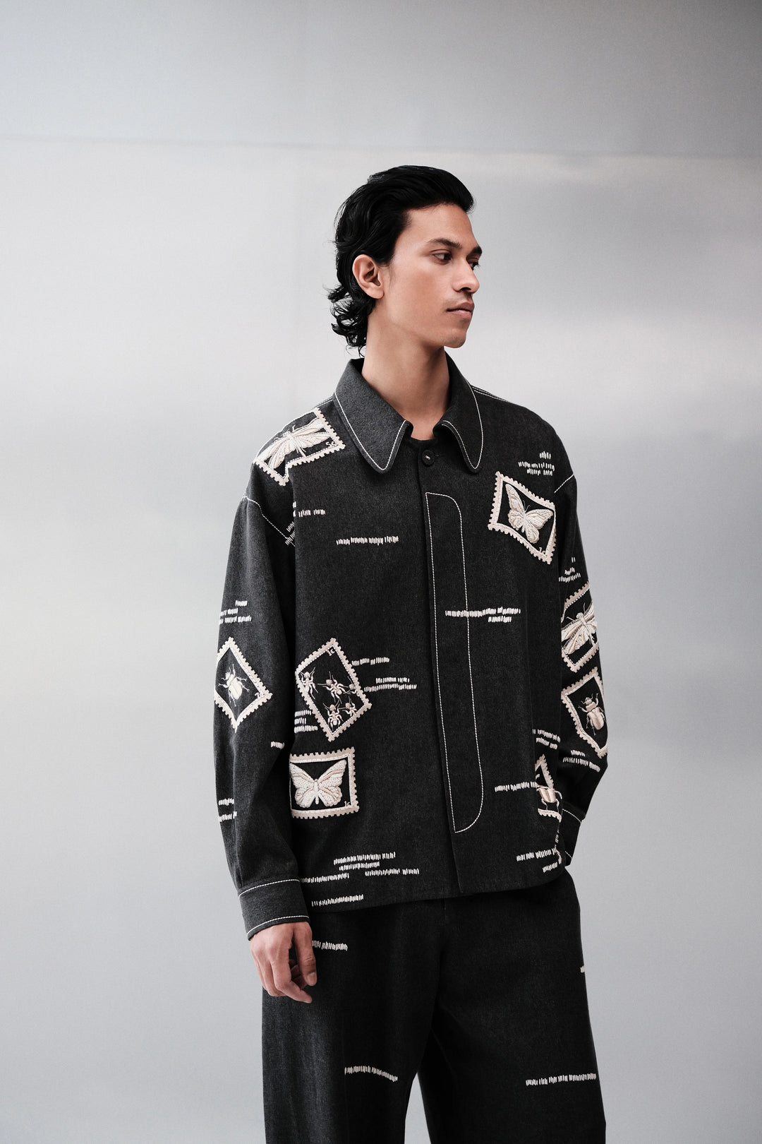 BUG STAMP OVERSIZED JACKET WITH BAGGY PANTS