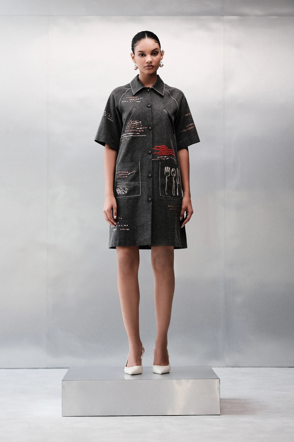CUTLERY RAGLYAN SLEEVE DRESS