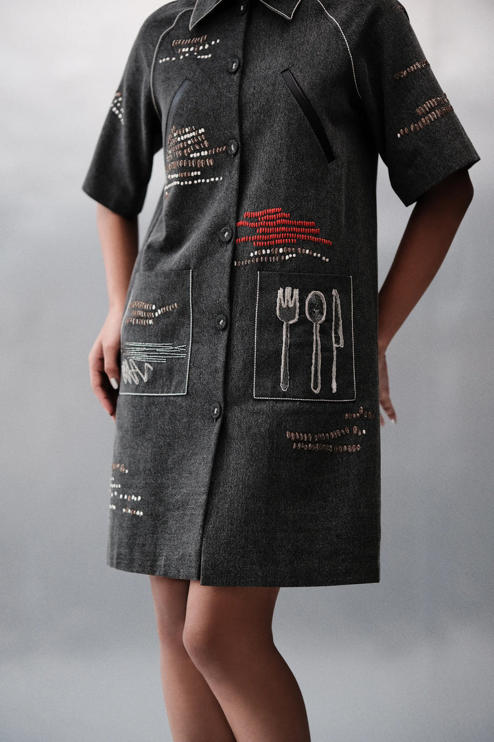 CUTLERY RAGLYAN SLEEVE DRESS