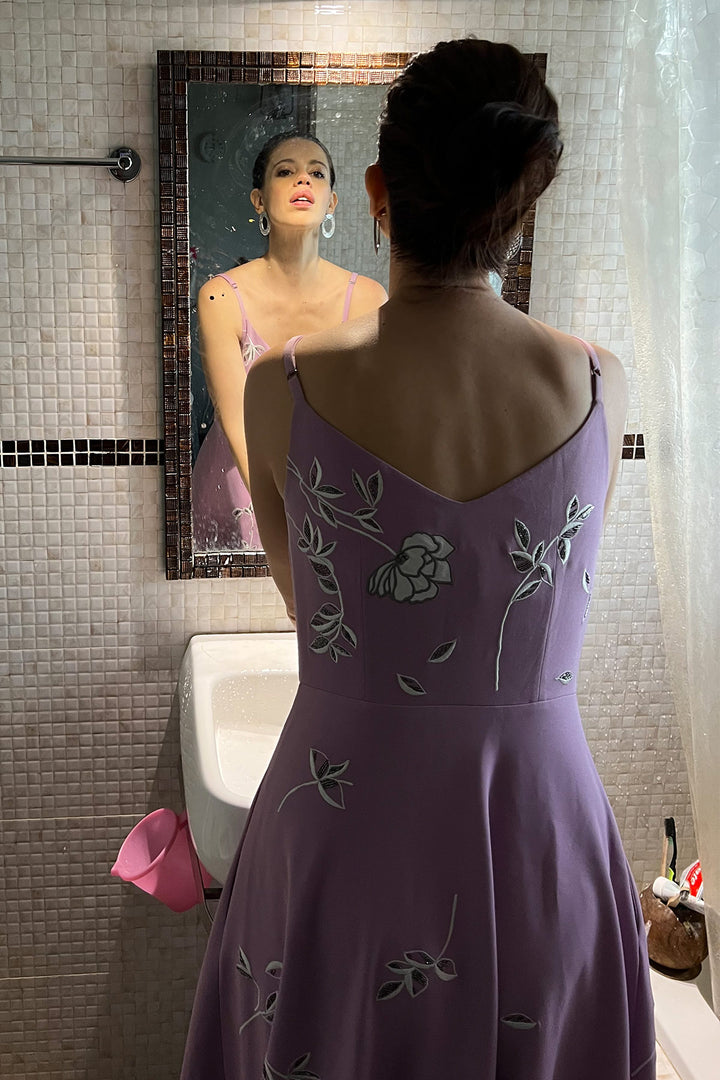 Kalki Koechlin In Abstract Rose Spagetti Strap Midi Dress