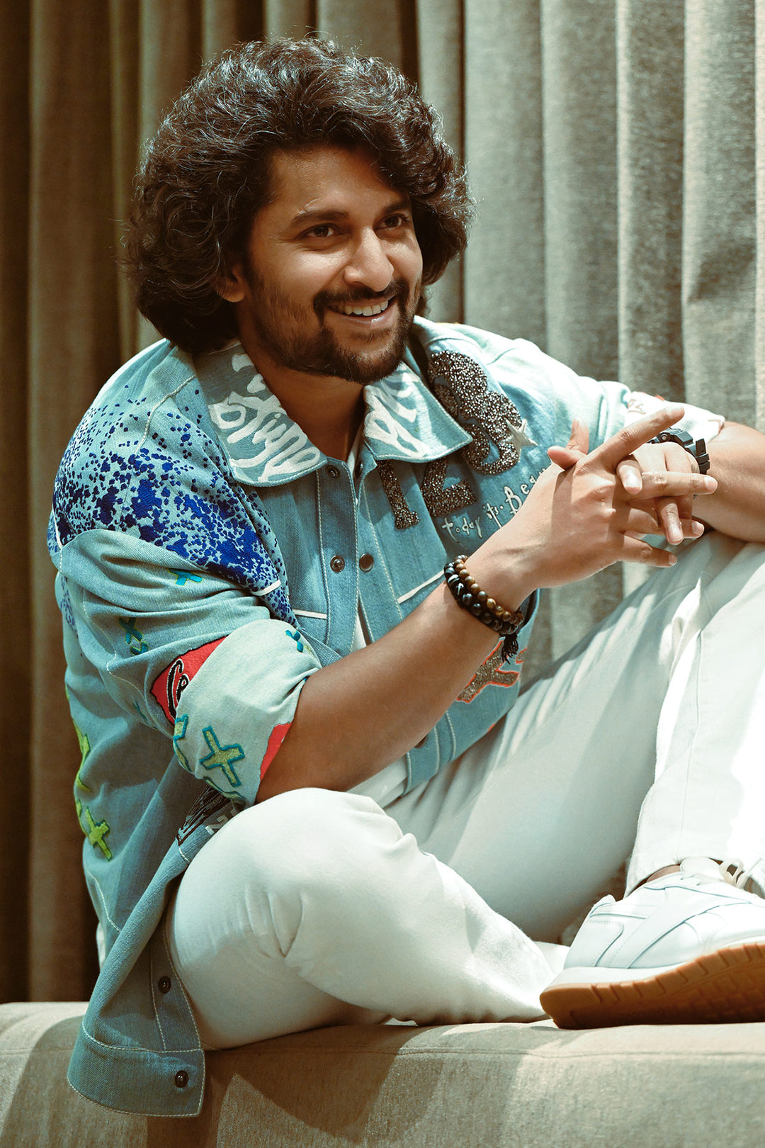 Naveen Babu(Nani) In Dream, Discover, Explore Hi-Low Denim Jacket