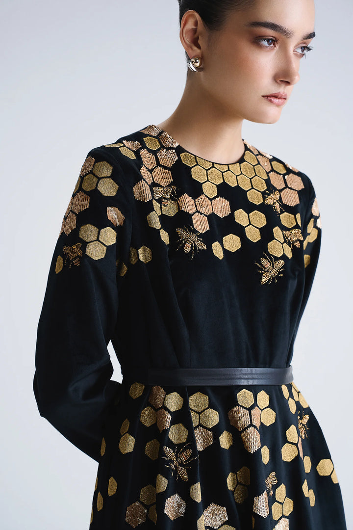 HONEYCOMB ROUND NECK LONG DRESS