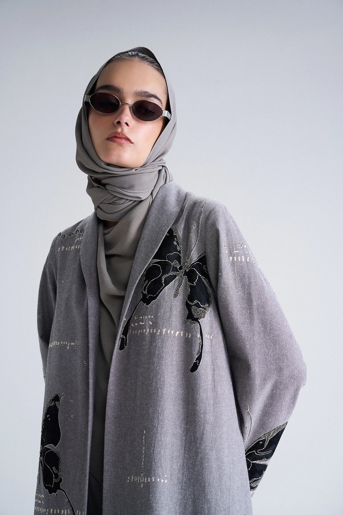 FADING BUTTERFLY SHAWL COLLAR LONG DRESS WITH INNER AND SCARF