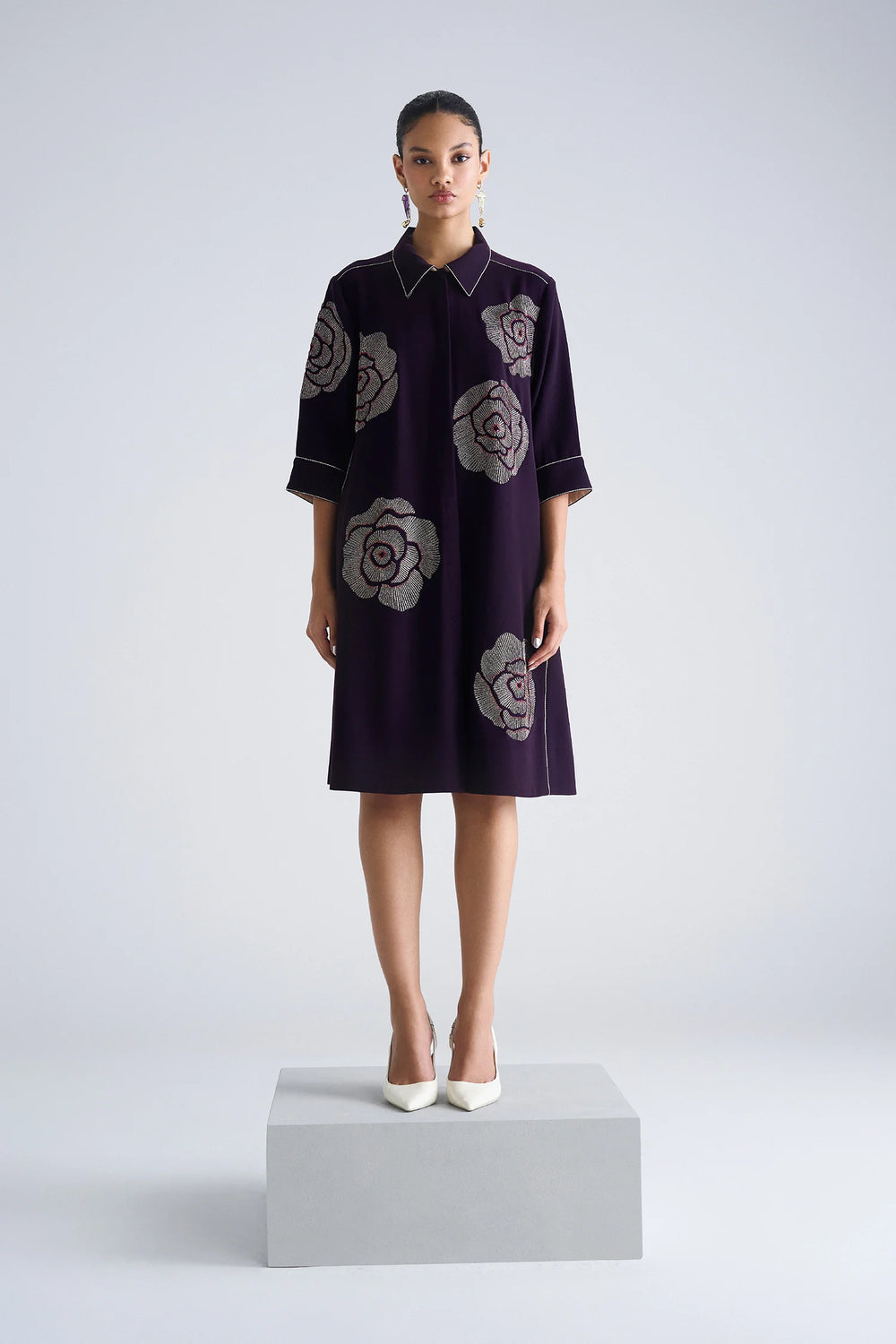 GEOMETRIC ROSES FRONT OPEN FLARED DRESS