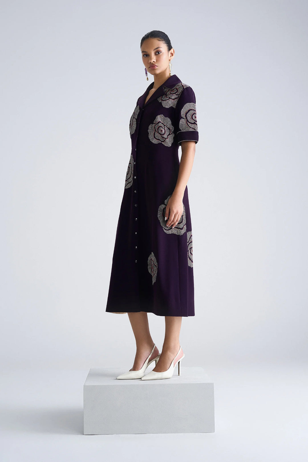 GEOMETRIC ROSES FRONT OPEN DRESS