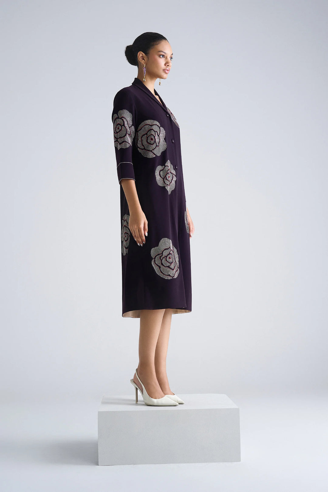 GEOMETRIC ROSES SHAWL COLLAR DRESS