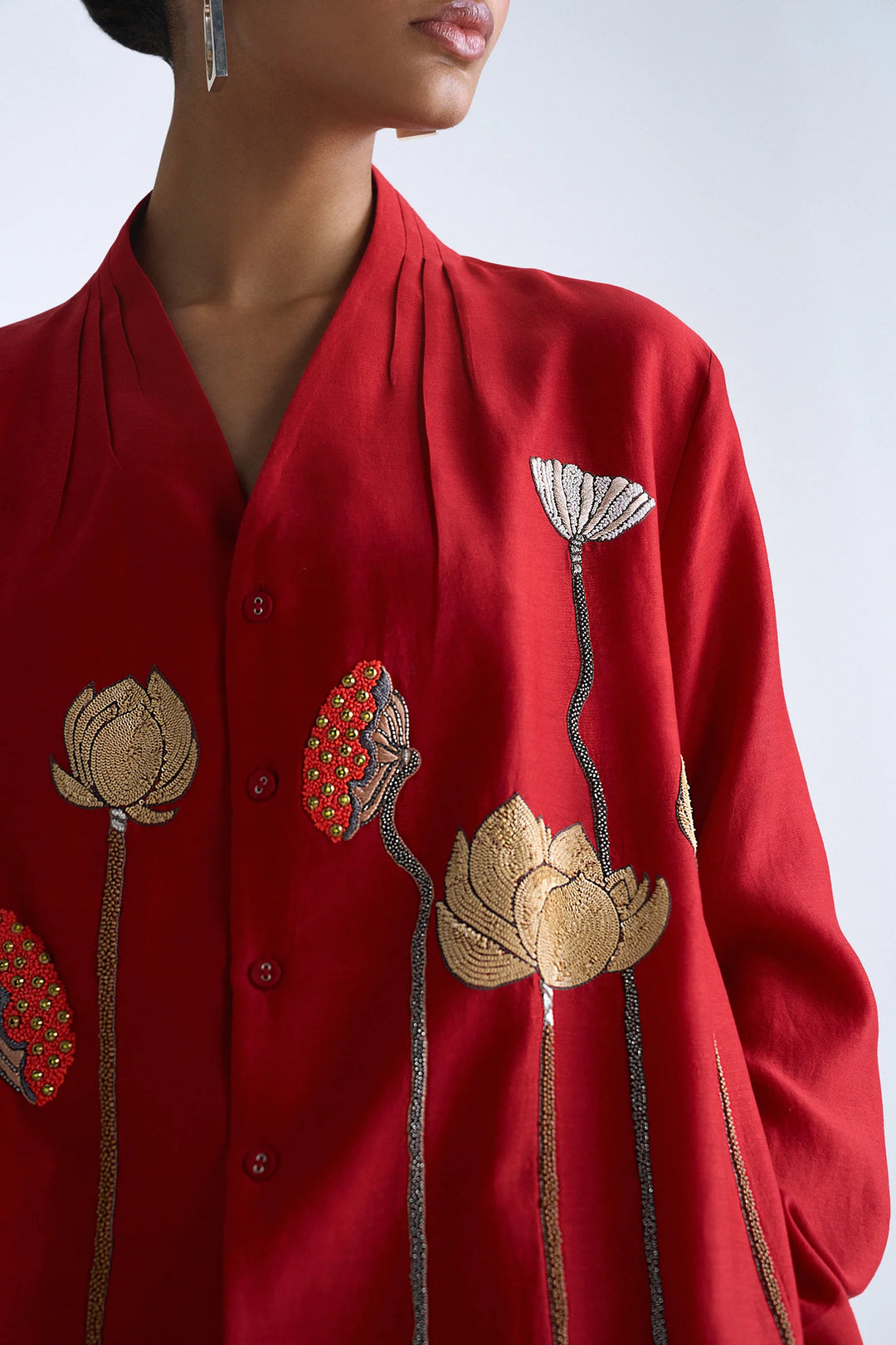 EARTH LOTUS NECK PLEATED SHIRT WITH PANTS