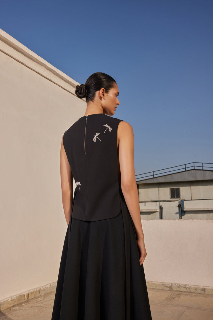 GENTLE GARDEN OVERLAY WITH CIRCULAR SKIRT