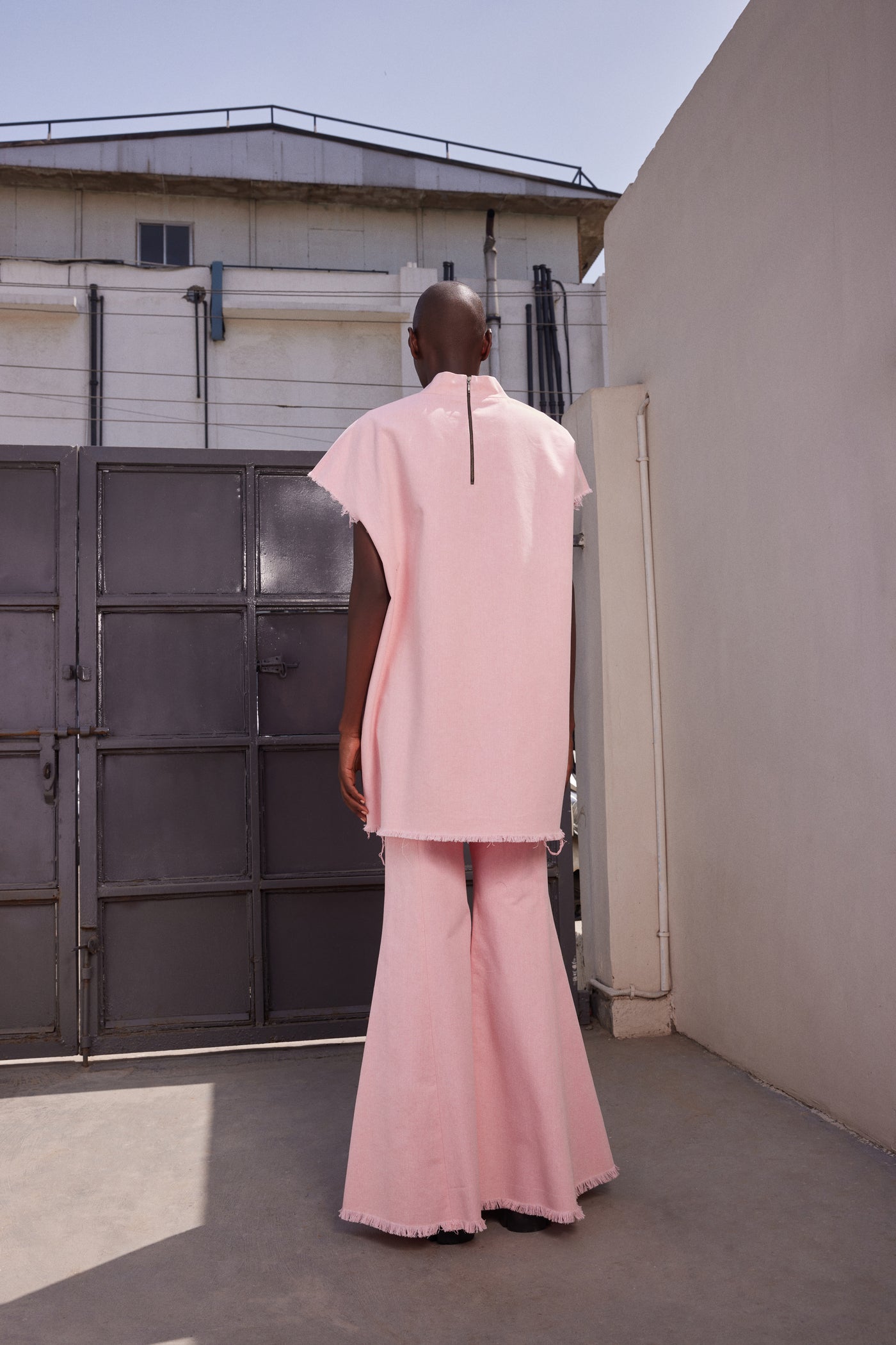 BELL BOTTOM PANTS OF ( INSECT OVERSIZED T-SHIRT )