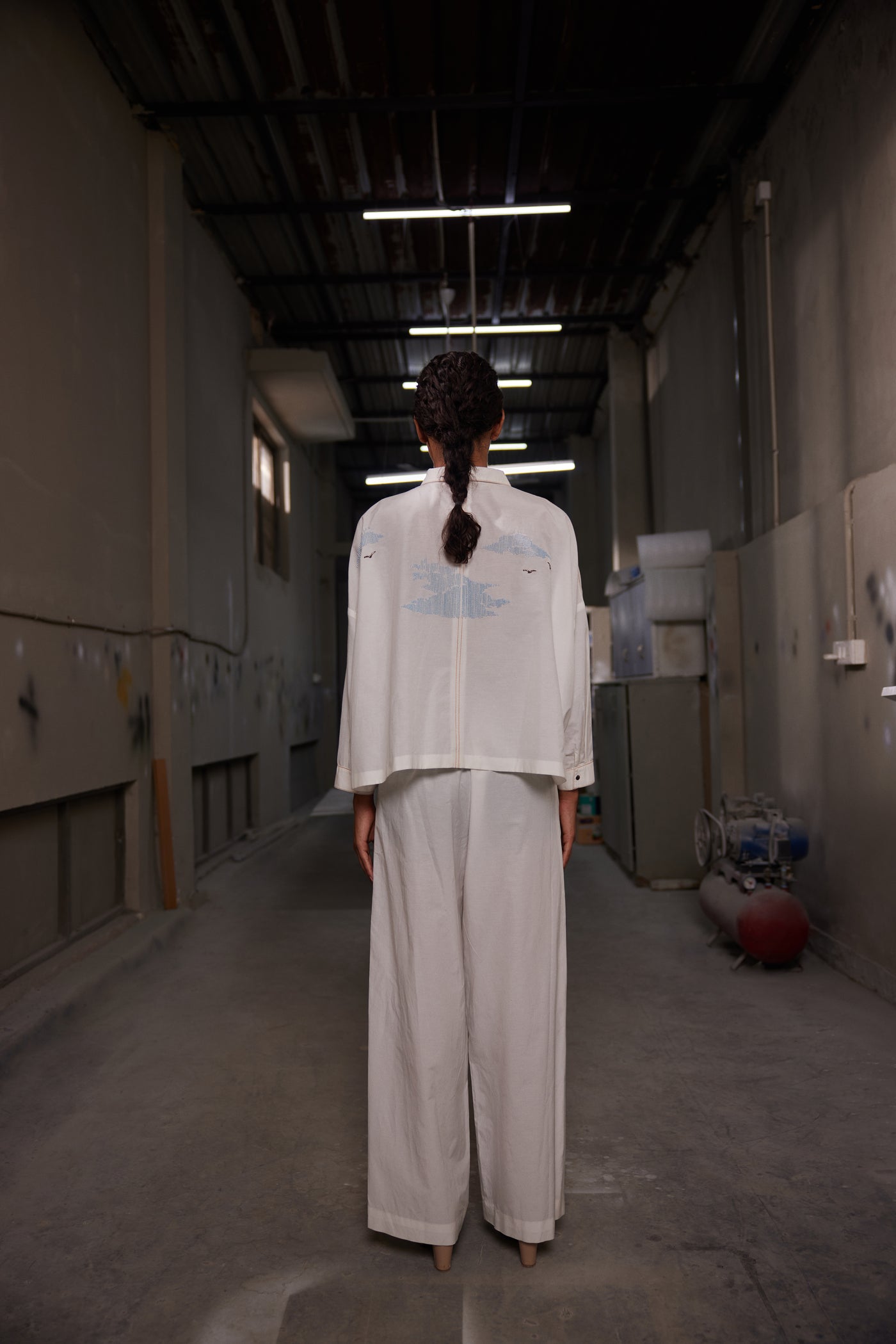 OUTHOUSE SHACKET WITH SIDE ELASTIC PANTS