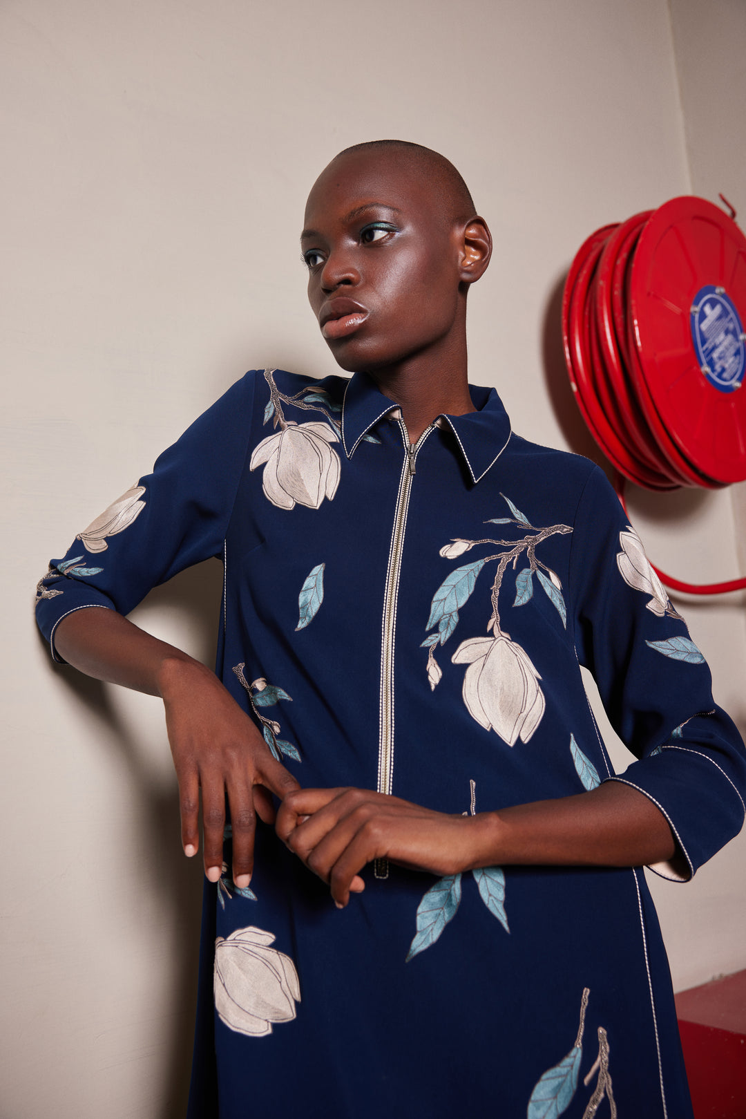 MAGNOLIA BLOSSOM SIDE TRIANGLE DRESS