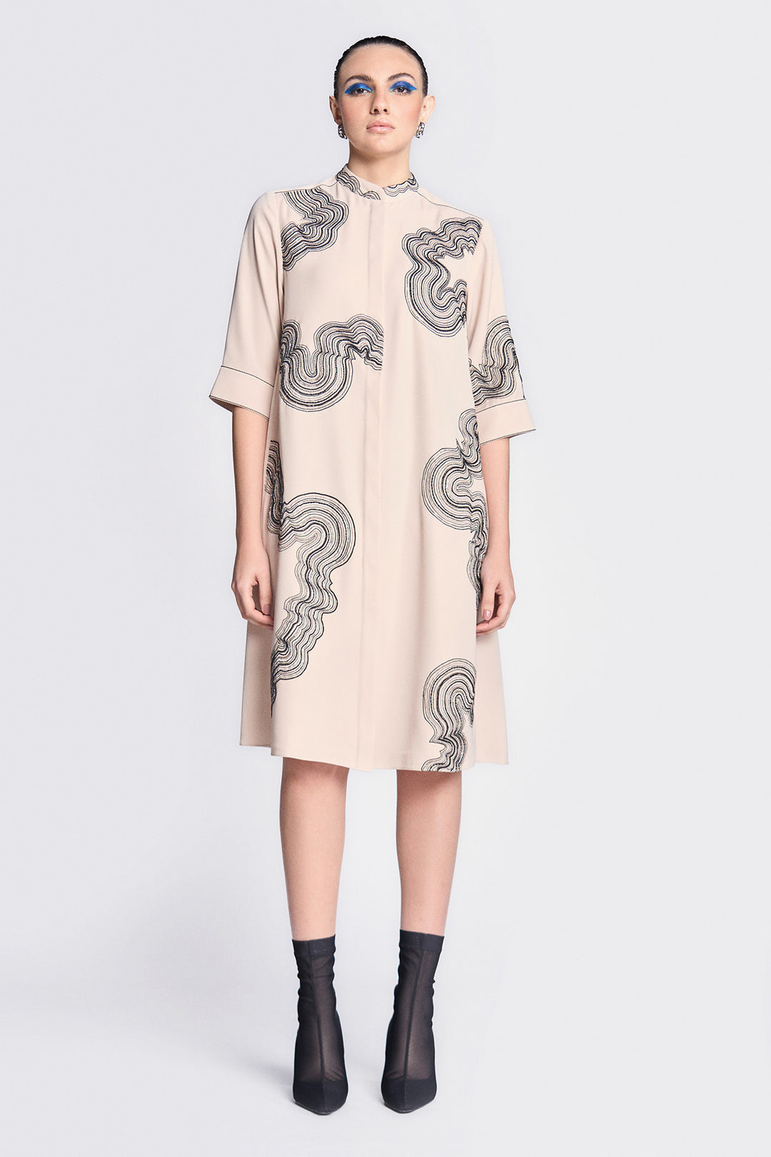 Waves Front Open Flared Dress