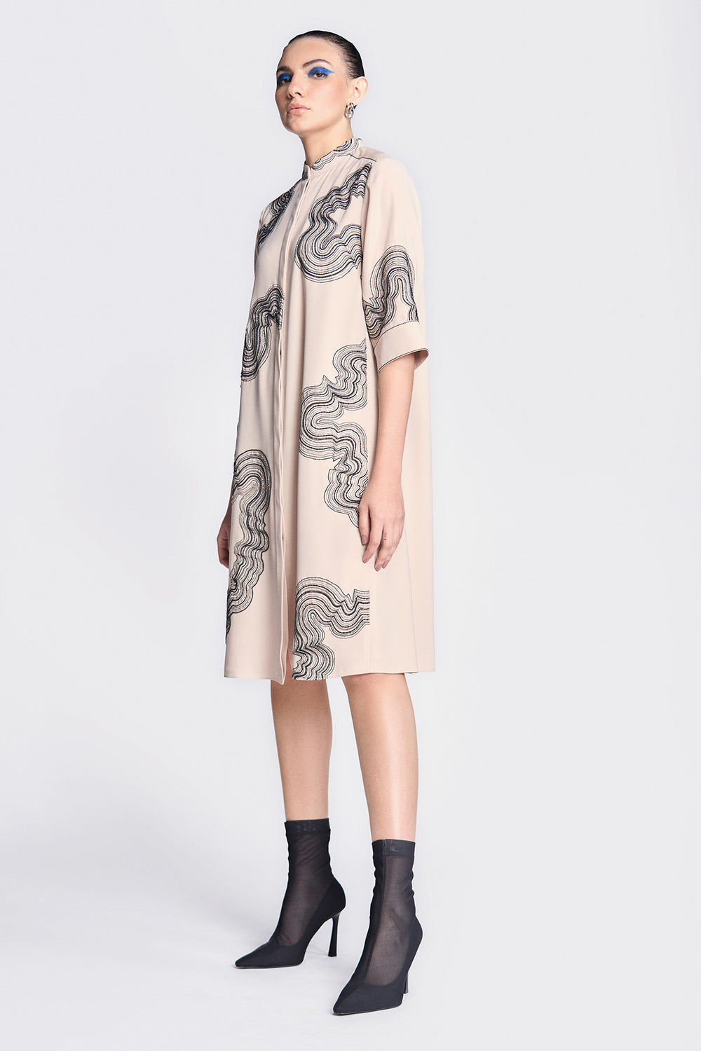 Waves Front Open Flared Dress