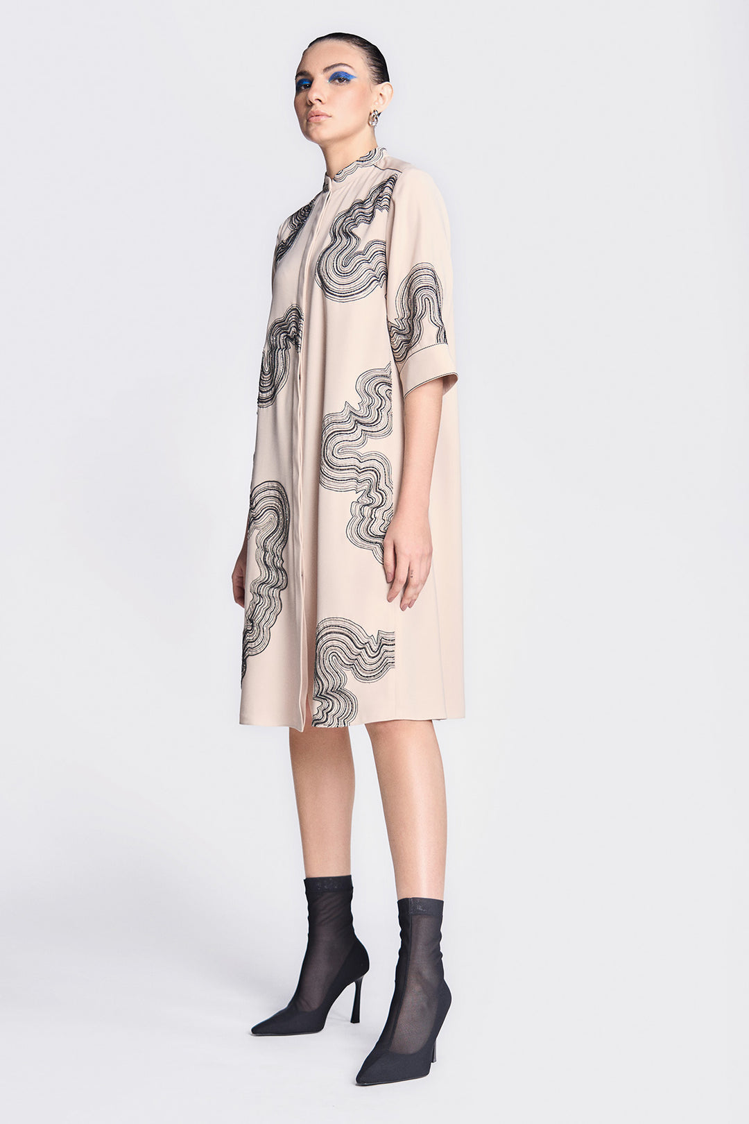 Waves Front Open Flared Dress