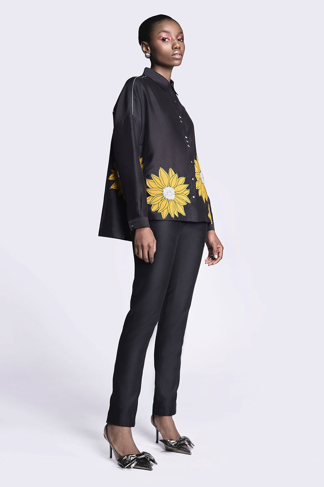 Sunflower Applique Boxy Shirt With Narrow Pants