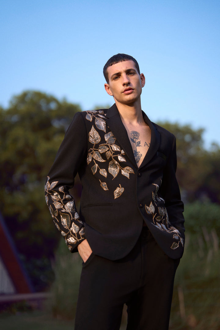 HAZEL LEAVES BLAZER WITH NARROW PANTS