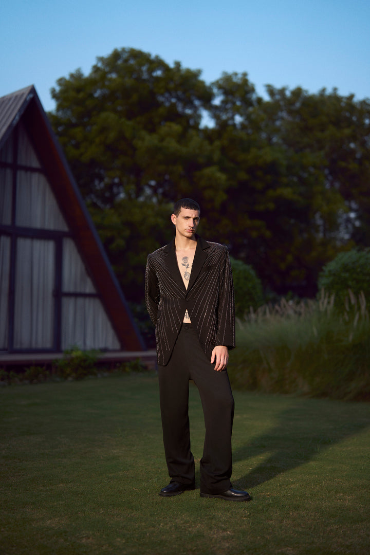 STRAIGHT PANTS OF (UNAPOLOGETIC RAYS BLAZER)