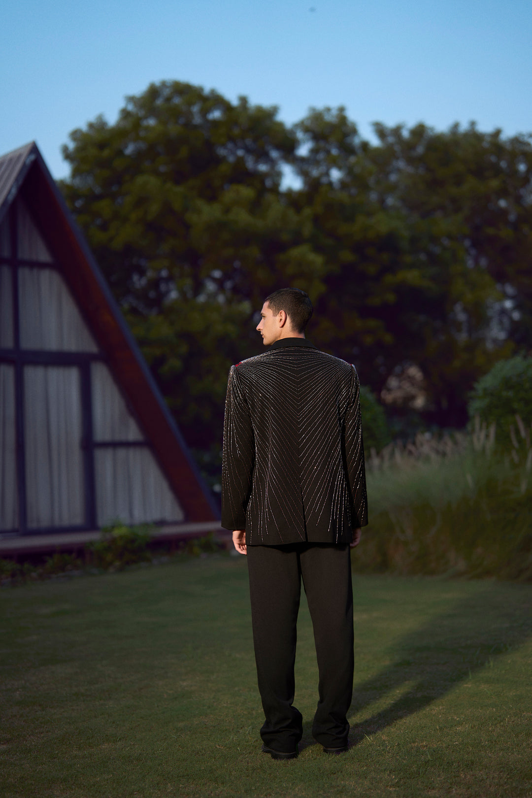 STRAIGHT PANTS OF (UNAPOLOGETIC RAYS BLAZER)
