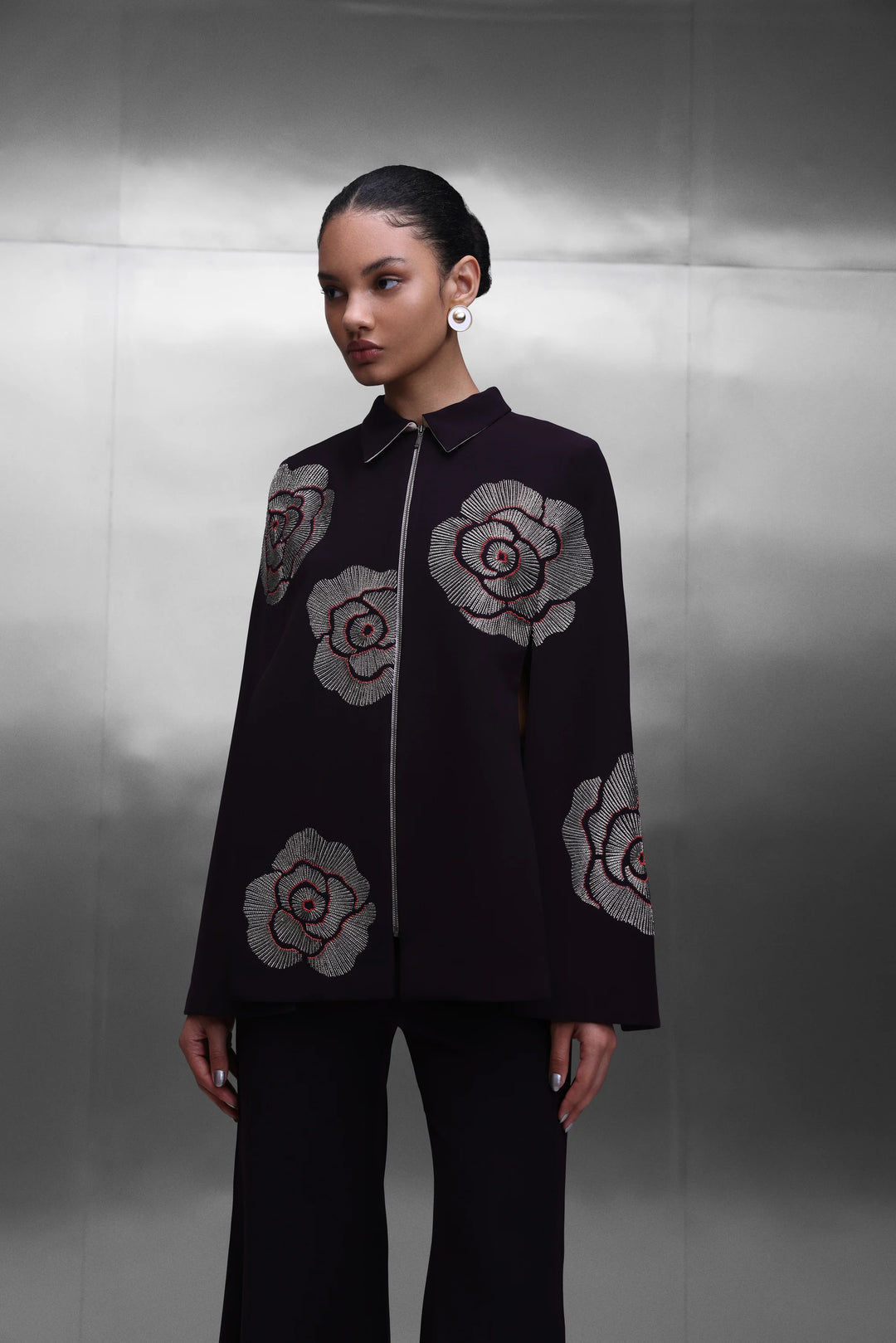 GEOMETRIC ROSES CAPE