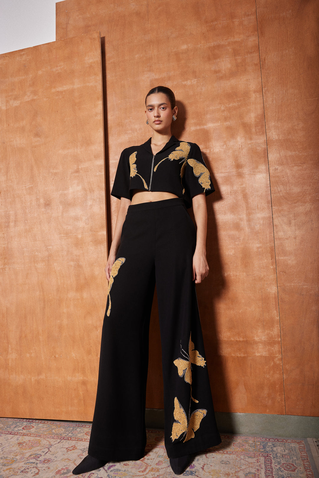 FLARED PANTS OF ( FADING BUTTERFLY CROPPED SHIRT )