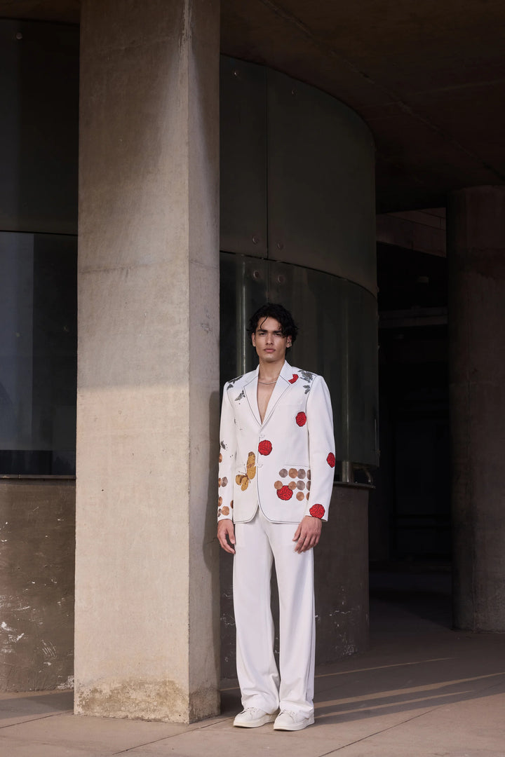 CIRCLE AND FLUTTER BLAZER WITH STRAIGHT PANTS