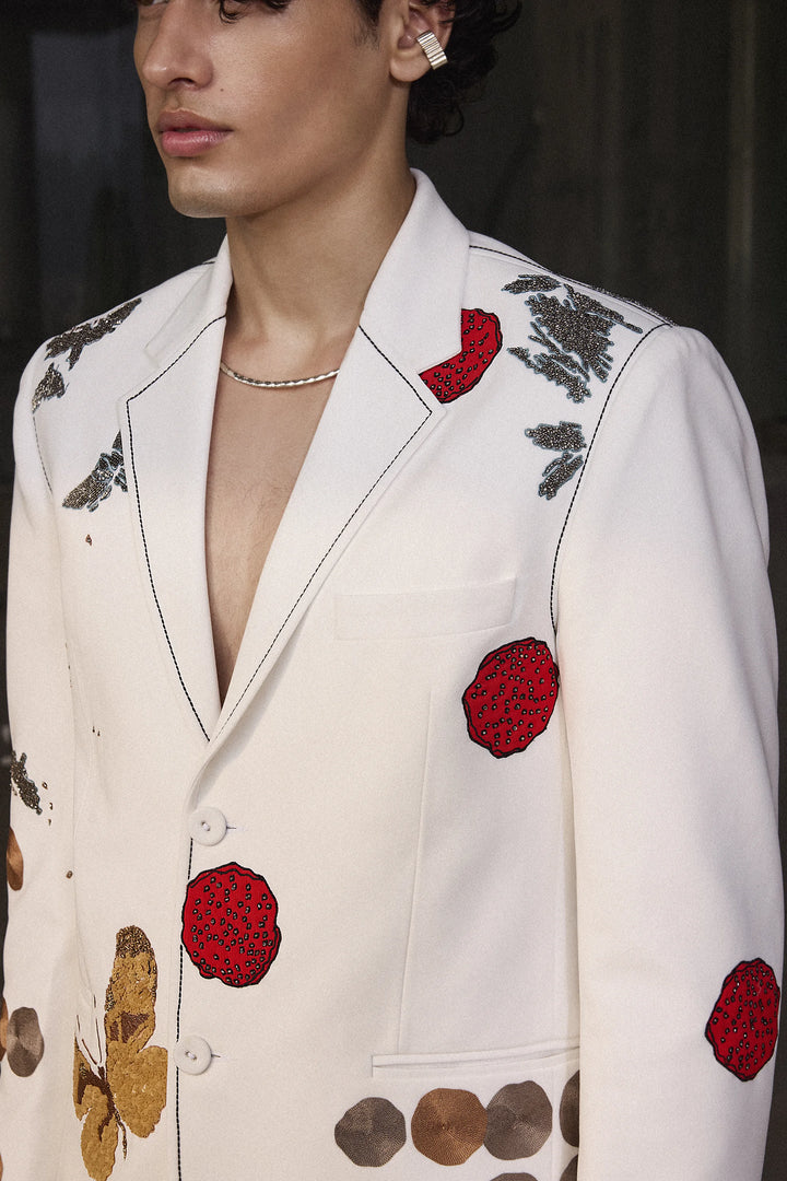 STRAIGHT PANTS OF ( CIRCLE AND FLUTTER BLAZER )