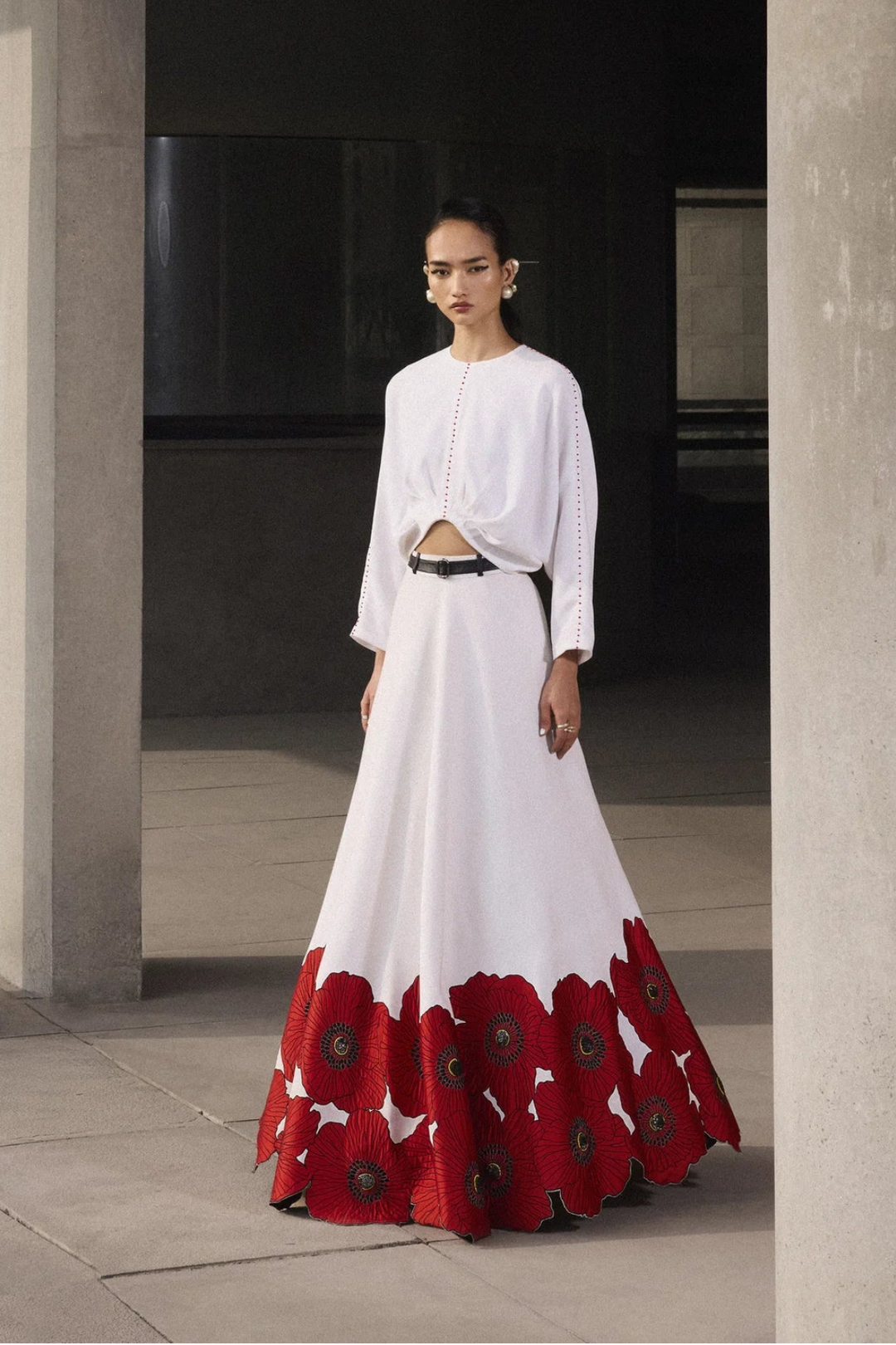 POPPY BORDER STATEMENT SKIRT WITH BLOUSE