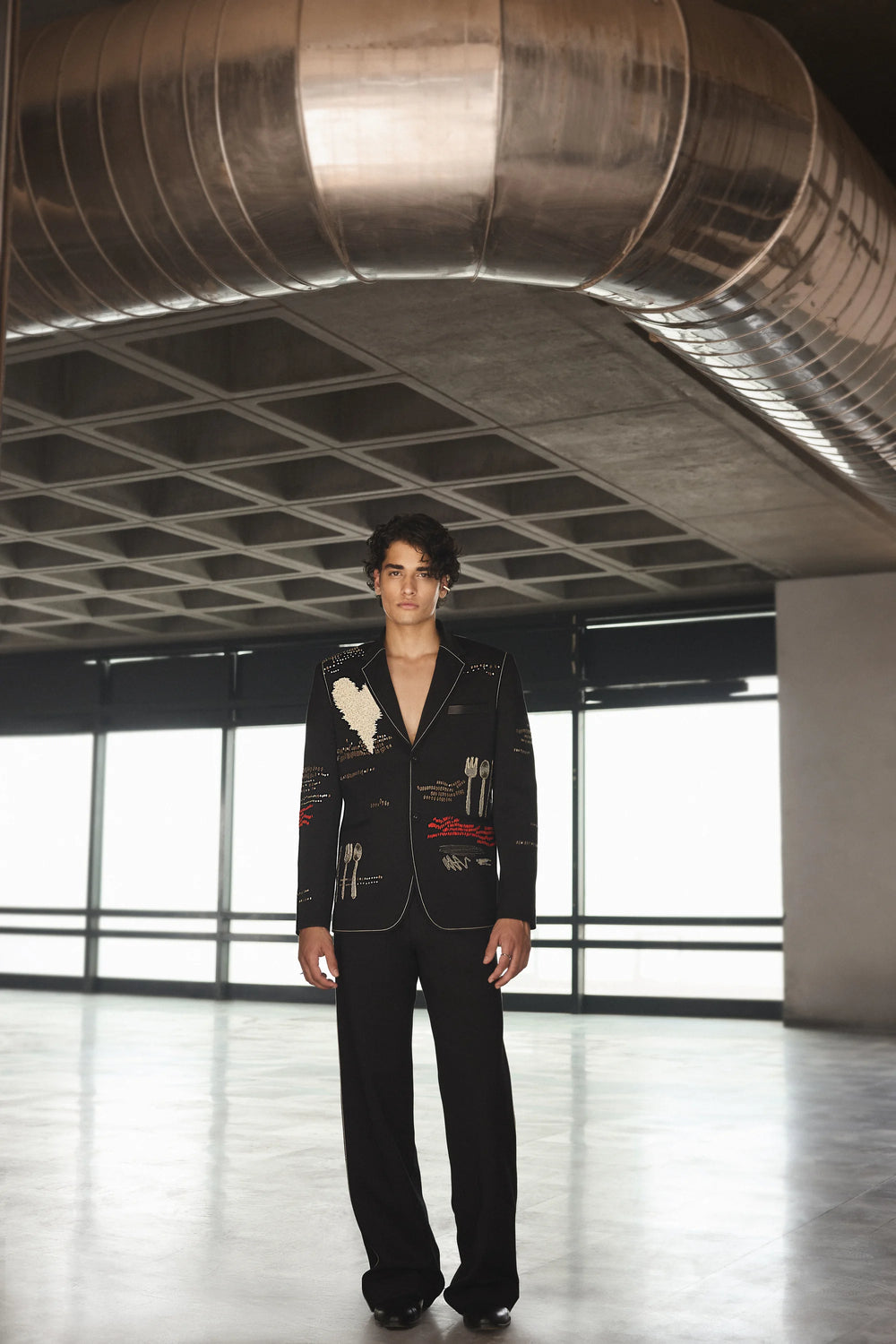 STRAIGHT PANTS OF ( CUTLERY BLAZER )