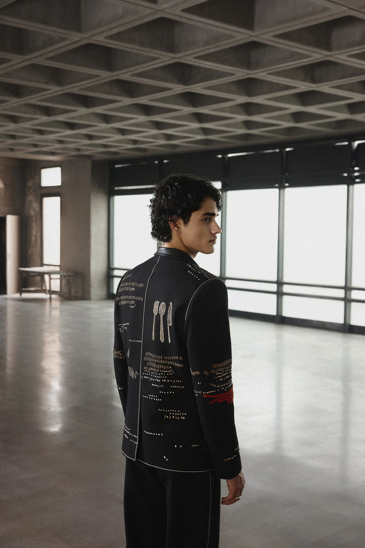 CUTLERY BLAZER WITH STRAIGHT PANTS