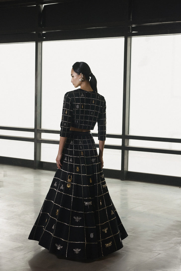 INSECT AND CHECKS BLOUSE WITH STATEMENT SKIRT