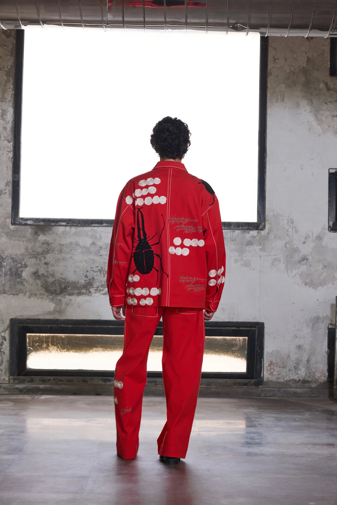 BUGGED OUT OVERSIZED JACKET WITH BAGGY PANTS