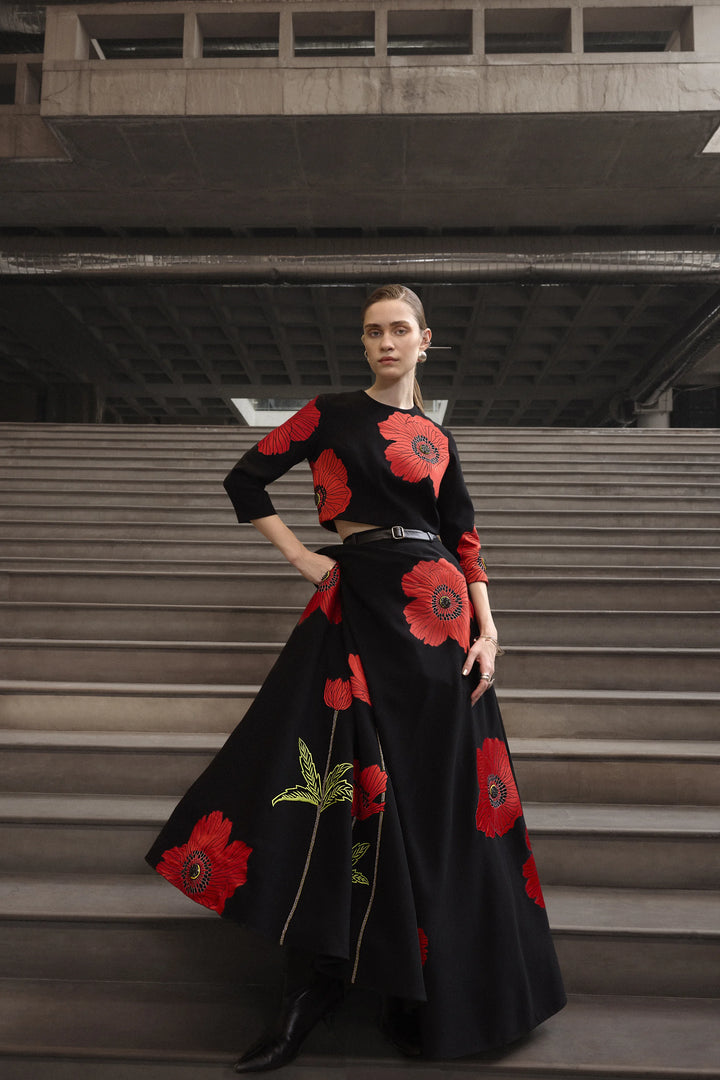 POPPY FLOWER BLOUSE WITH STATEMENT SKIRT